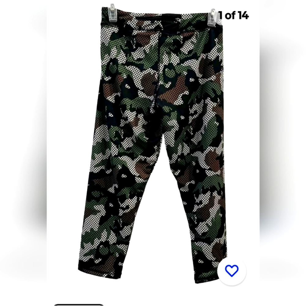 NWT S2 Sportswear camouflage crop leggings size XXL